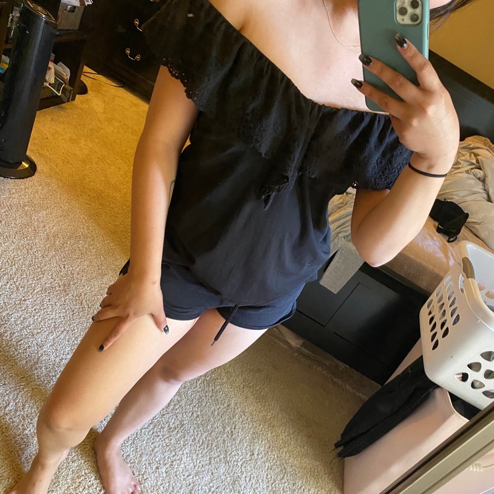 H&M black off shoulder blouse